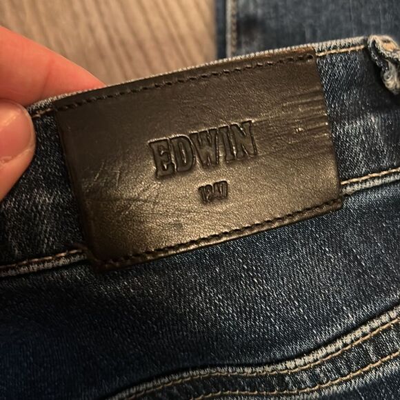 PREMIUM EDWIN PIXIE MID RISE SKINNY JEANS IN DARKER WASH SIZE 24 FROM EVEREVE - Picture 9 of 9